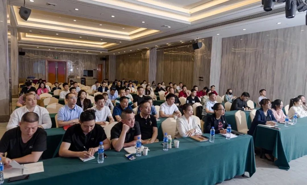 第十三期公益培训暨2023年第二届浙江省足部按摩师技能竞赛赛前辅导班 圆满结束